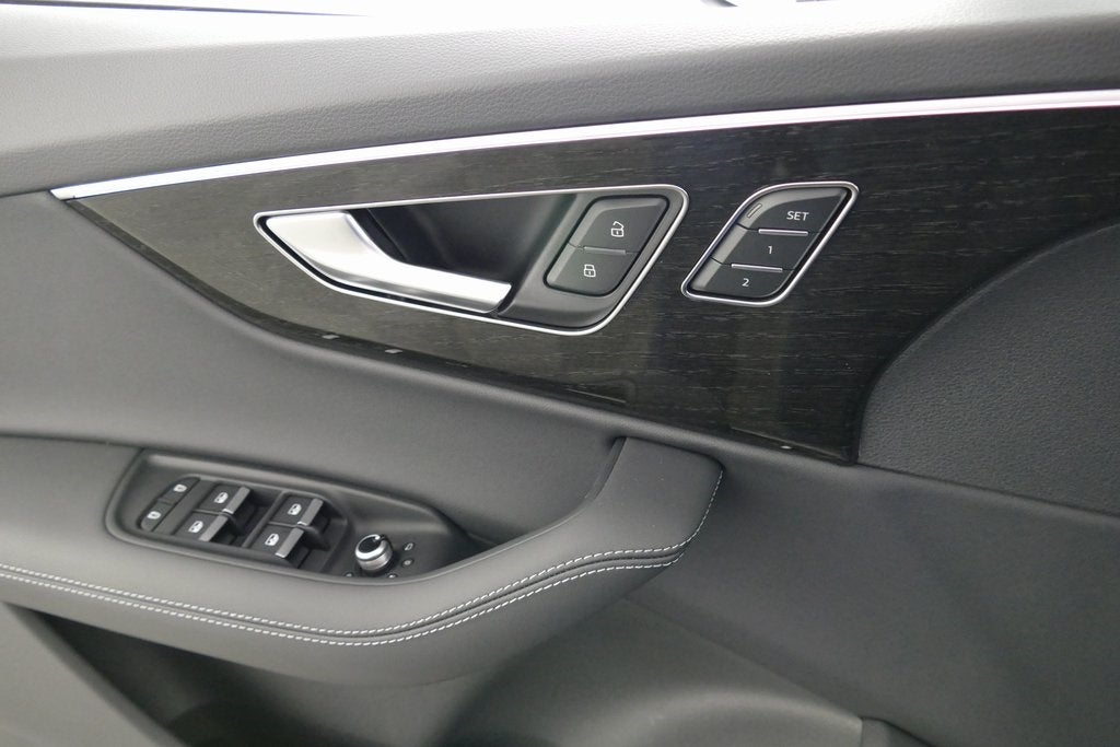 2025 Audi Q7 55 Premium Plus quattro