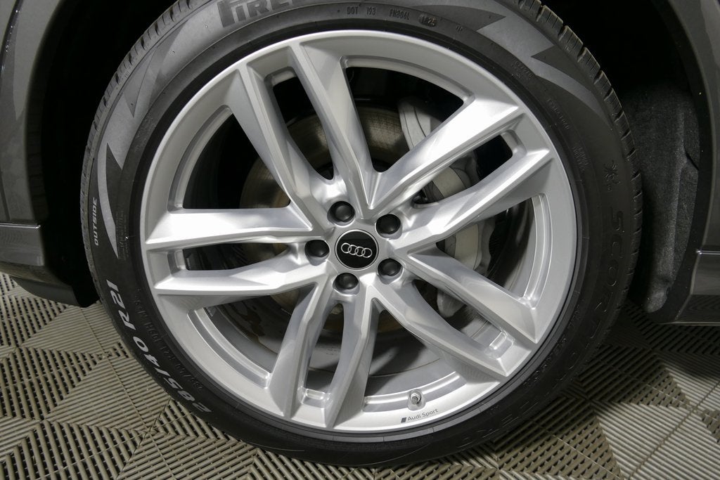 2025 Audi Q7 55 Premium Plus quattro