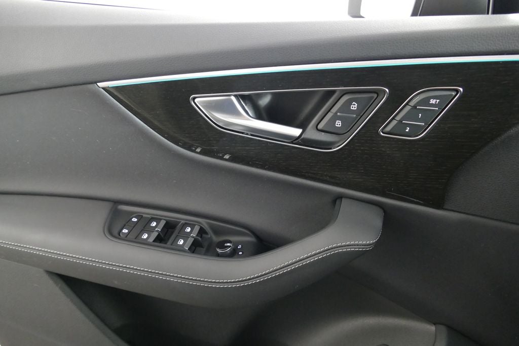 2026 Audi Q7 55 Premium Plus quattro