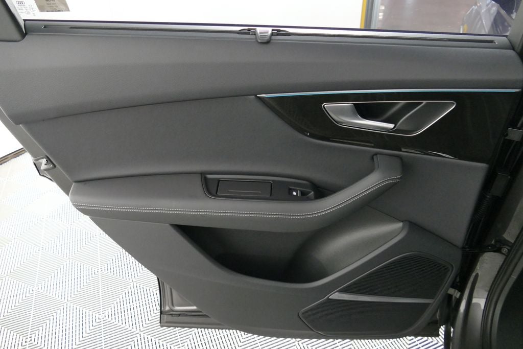 2026 Audi Q7 55 Premium Plus quattro