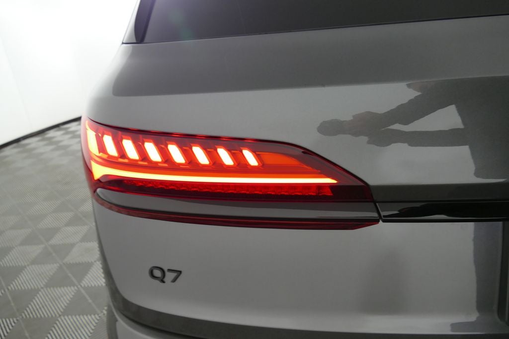 2026 Audi Q7 55 Premium Plus quattro