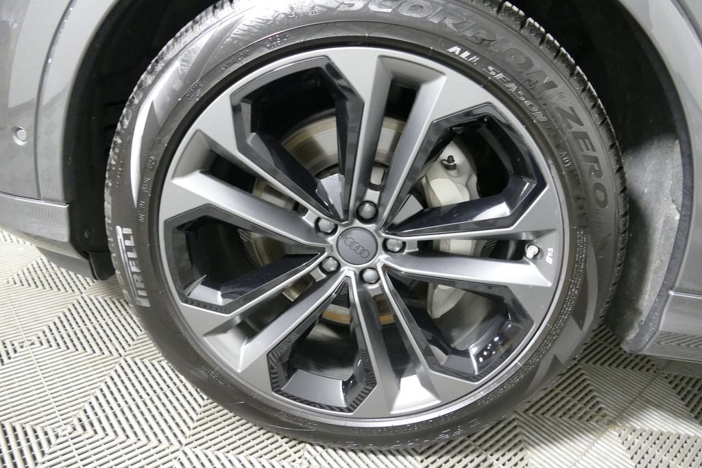 2026 Audi Q7 55 Premium Plus quattro