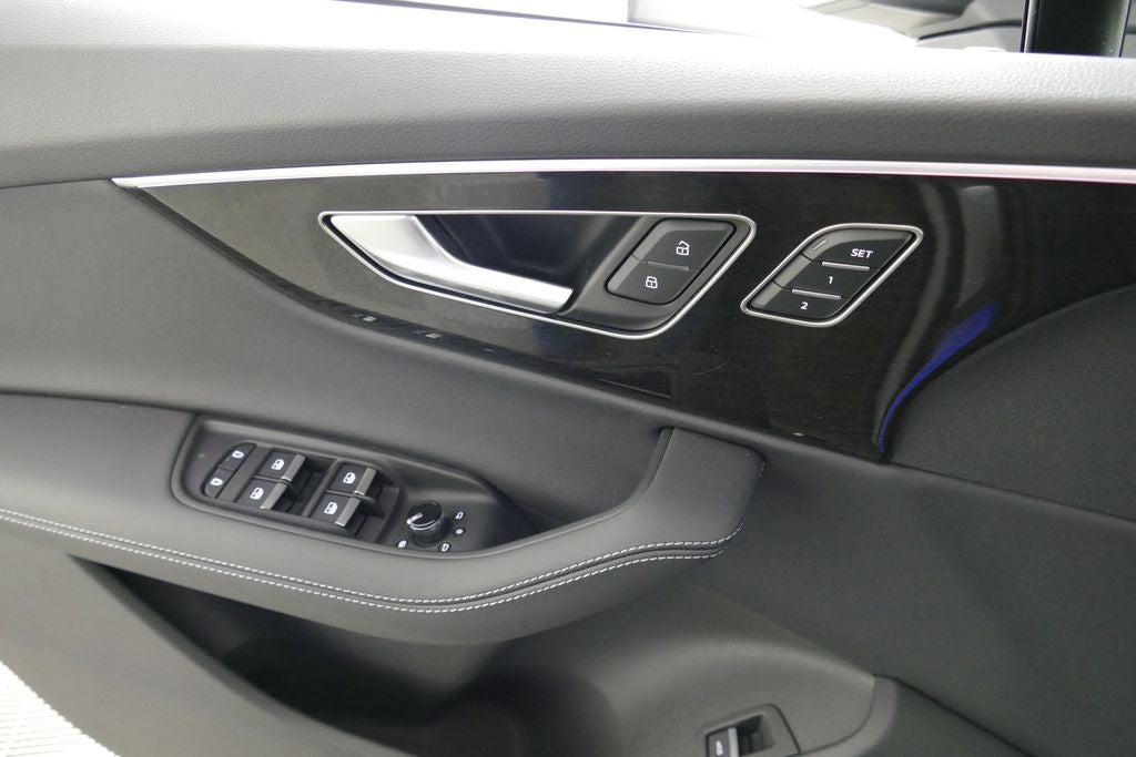 2026 Audi Q7 55 Premium Plus quattro