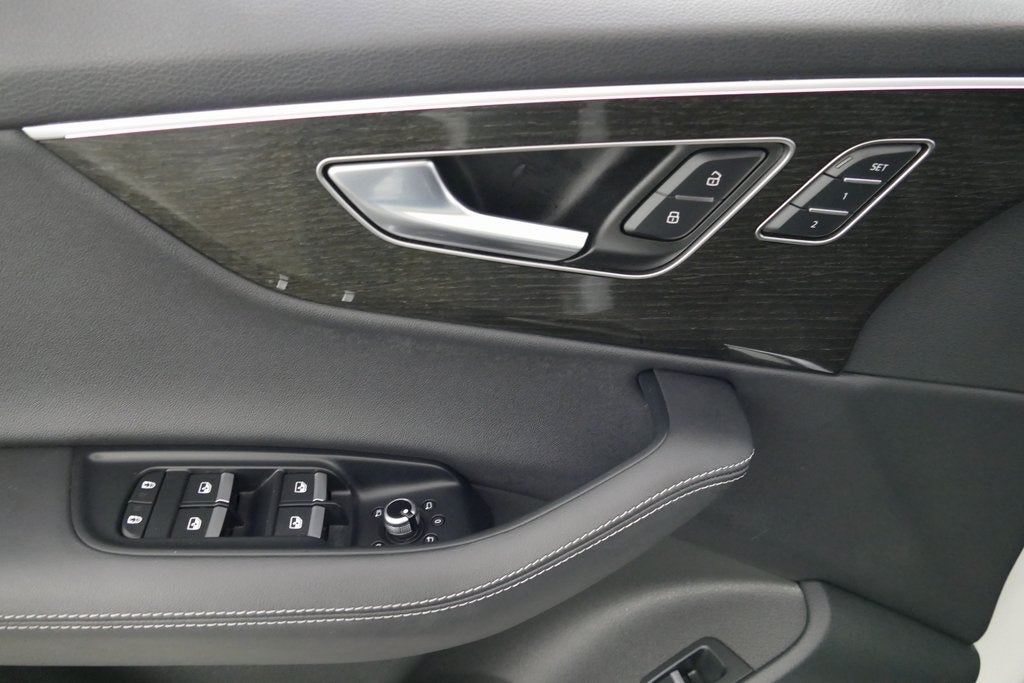 2025 Audi Q7 55 Premium Plus quattro