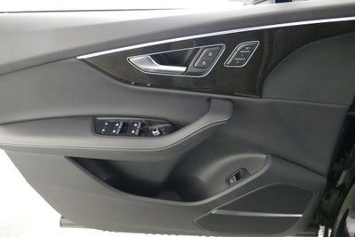 2025 Audi Q7 55 Premium Plus quattro