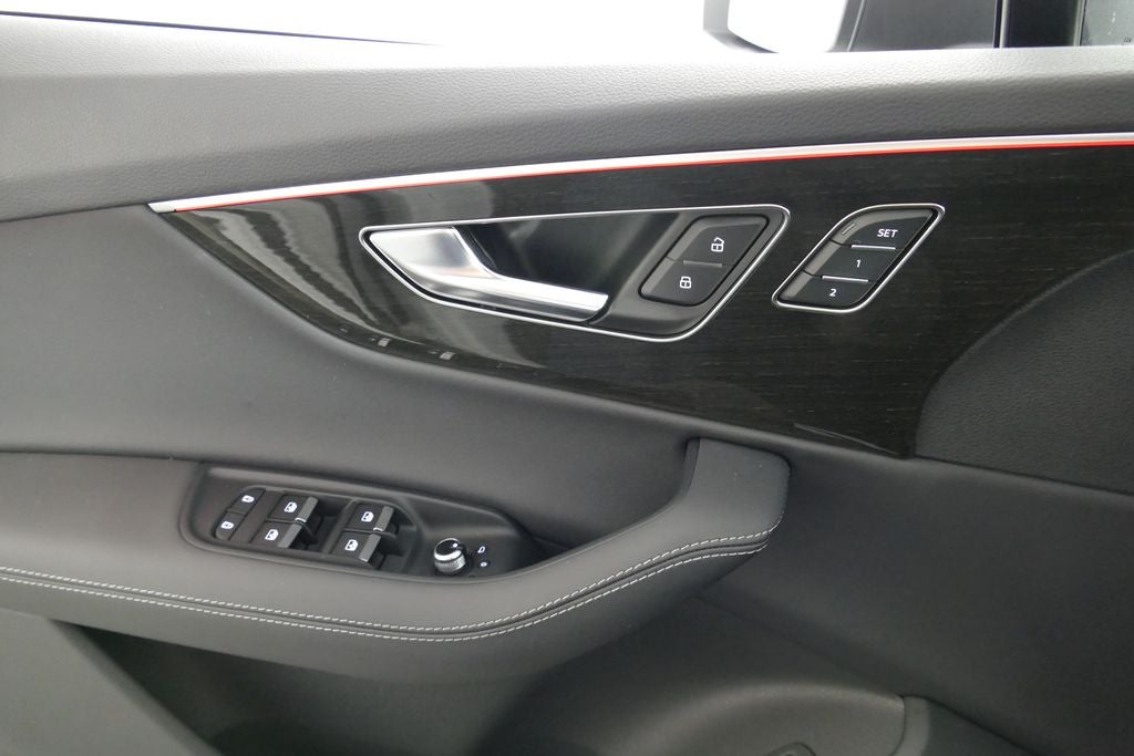 2025 Audi Q7 55 Premium Plus quattro