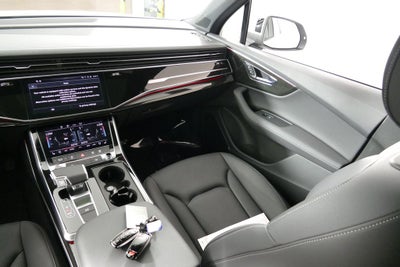 2025 Audi Q7 55 Premium Plus quattro