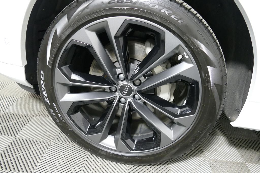 2025 Audi Q7 55 Premium Plus quattro