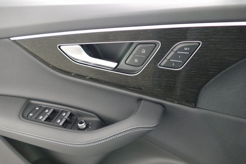 2025 Audi Q7 55 Premium Plus quattro