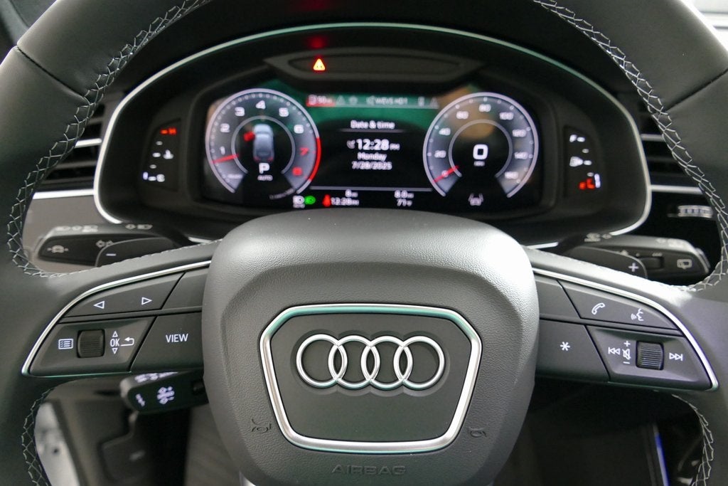 2025 Audi Q7 55 Premium Plus quattro