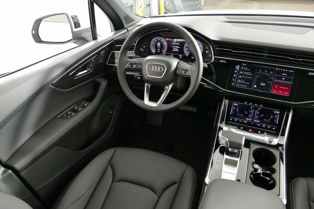 2025 Audi Q7 55 Premium Plus quattro