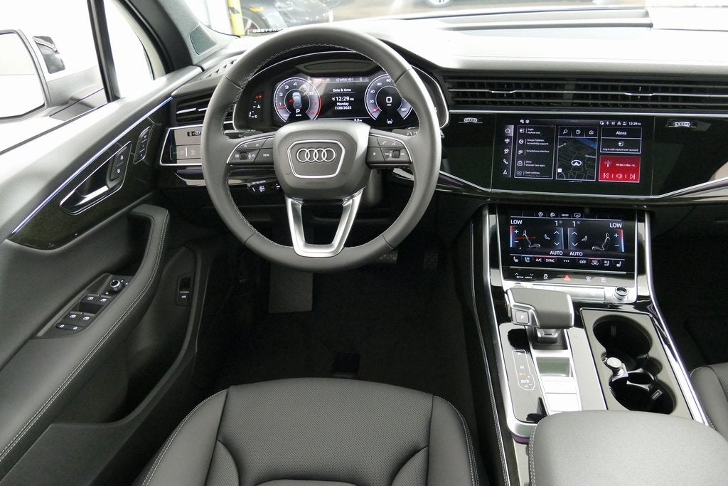 2025 Audi Q7 55 Premium Plus quattro