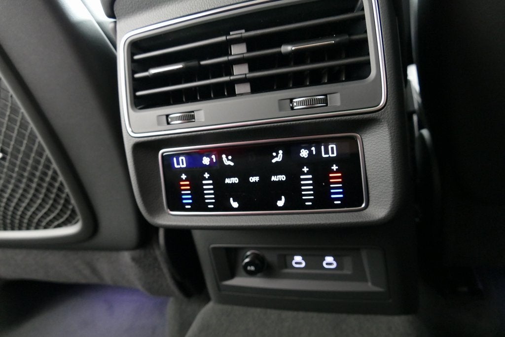 2025 Audi Q7 55 Premium Plus quattro