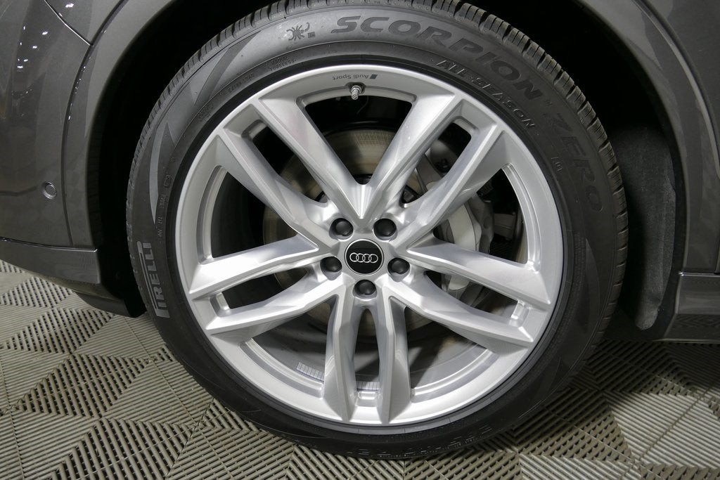 2025 Audi Q7 55 Premium Plus quattro