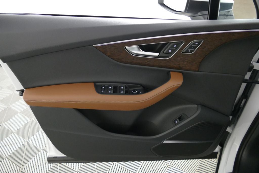 2026 Audi Q7 55 Premium Plus quattro