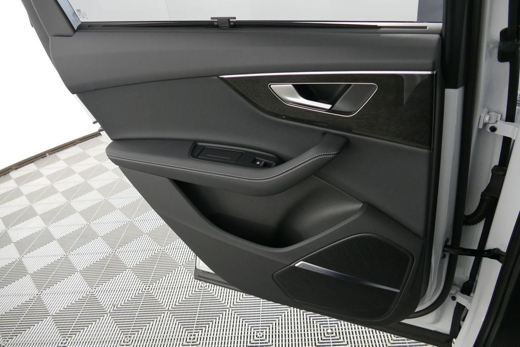 2026 Audi Q7 55 Premium Plus quattro