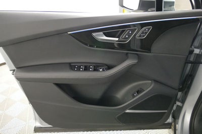2025 Audi Q7 55 Premium Plus quattro