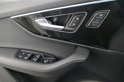 2025 Audi Q7 55 Premium Plus quattro