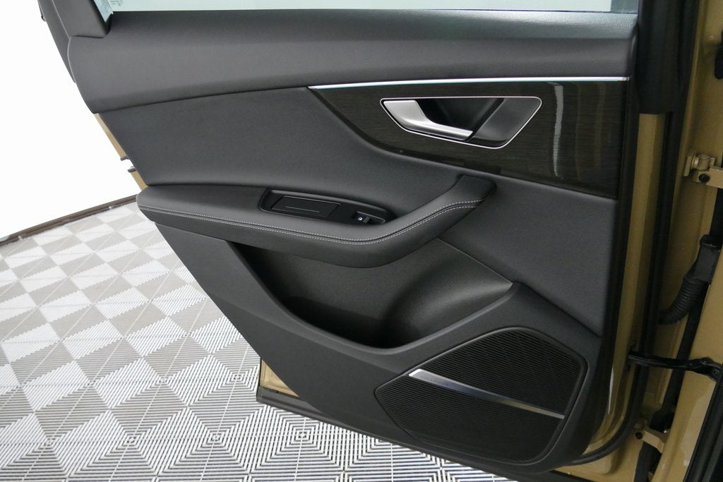 2025 Audi Q7 55 Premium Plus quattro