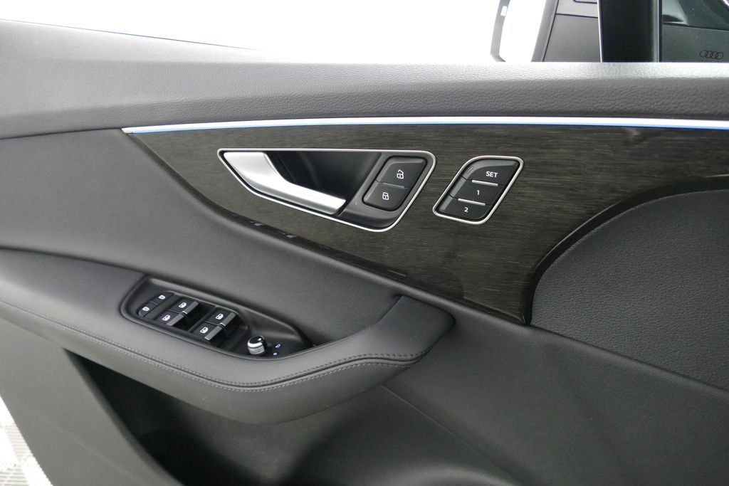 2023 Audi Q7 55 Premium Plus quattro
