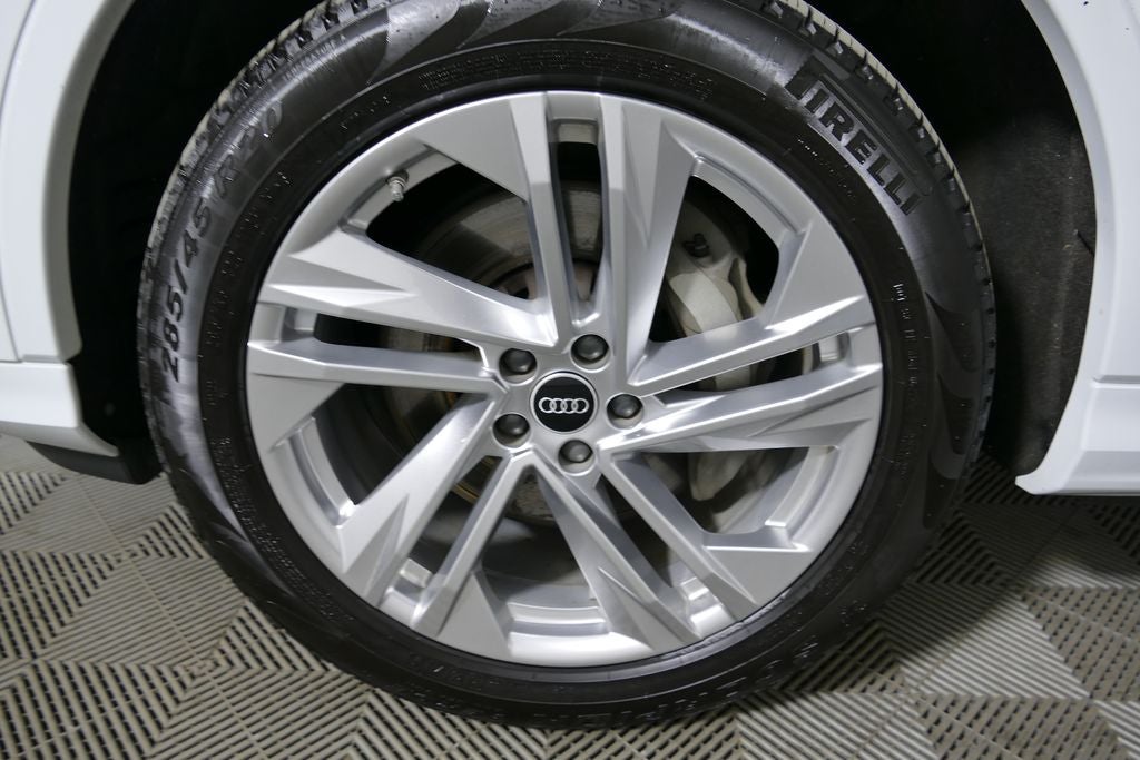 2023 Audi Q7 55 Premium Plus quattro