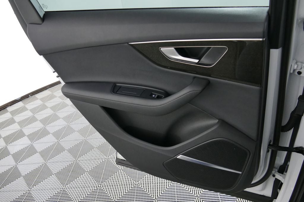 2023 Audi Q7 55 Premium Plus quattro