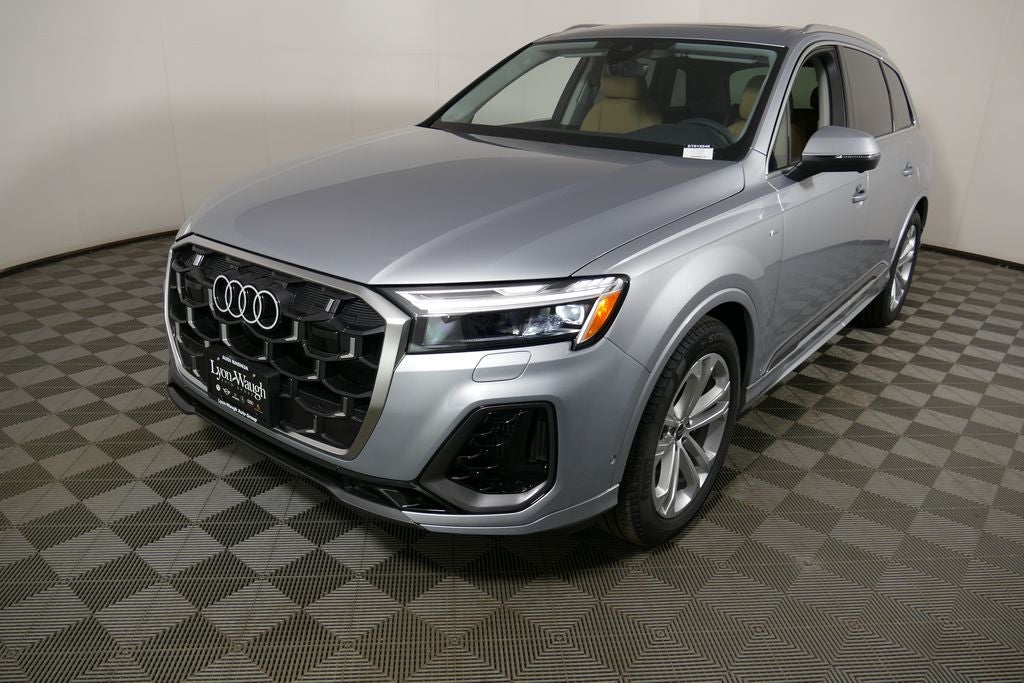 2026 Audi Q7 55 Premium Plus quattro