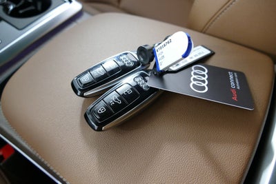 2026 Audi Q7 55 Premium S Line quattro