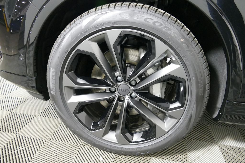 2026 Audi Q7 55 Premium S Line quattro
