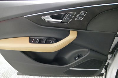 2025 Audi Q7 55 Prestige quattro