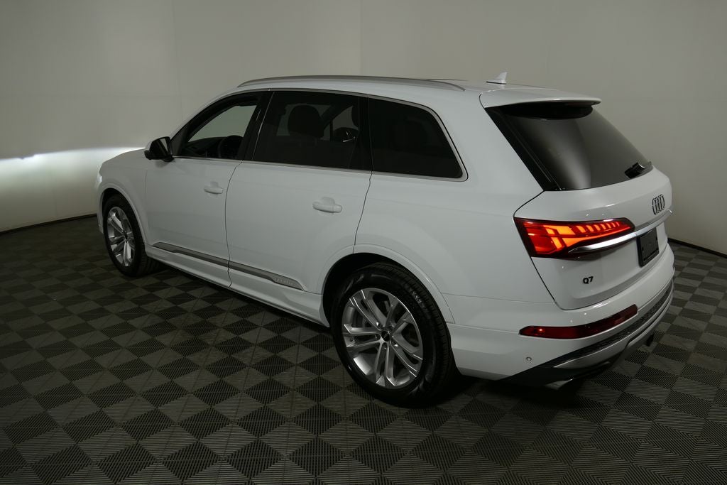 2025 Audi Q7 55 Prestige quattro