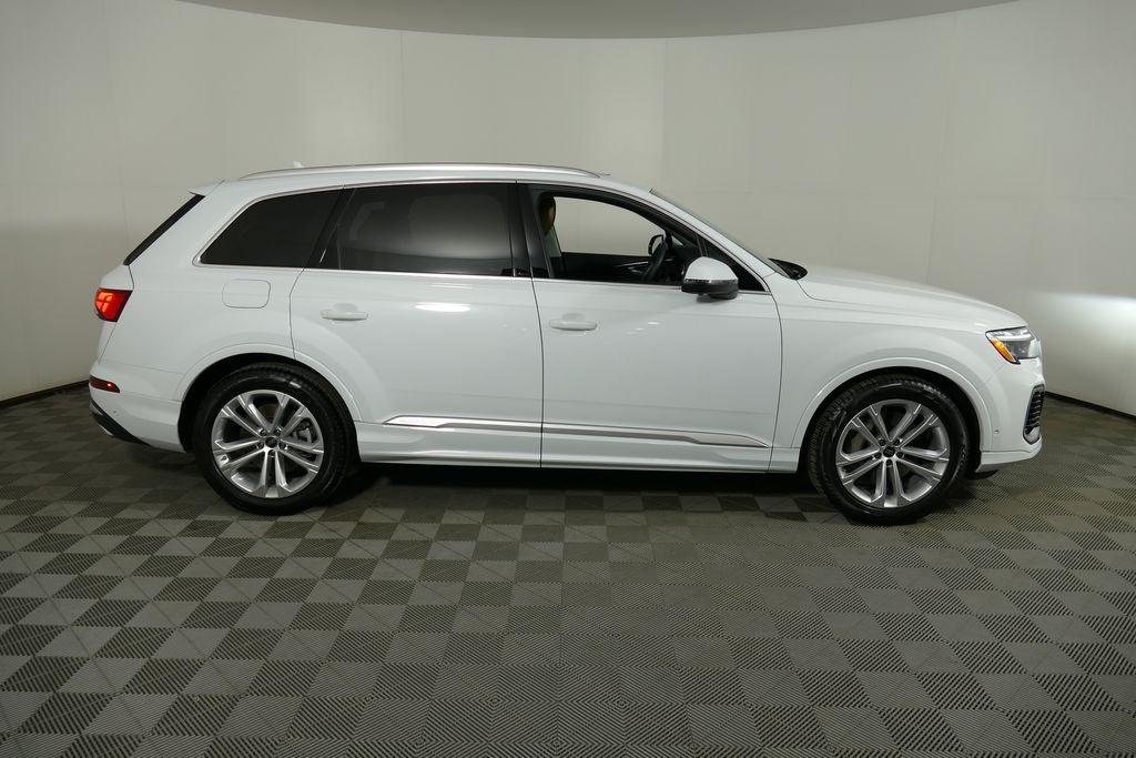 2025 Audi Q7 55 Prestige quattro