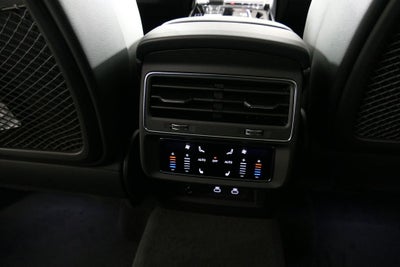 2026 Audi SQ7 Prestige quattro