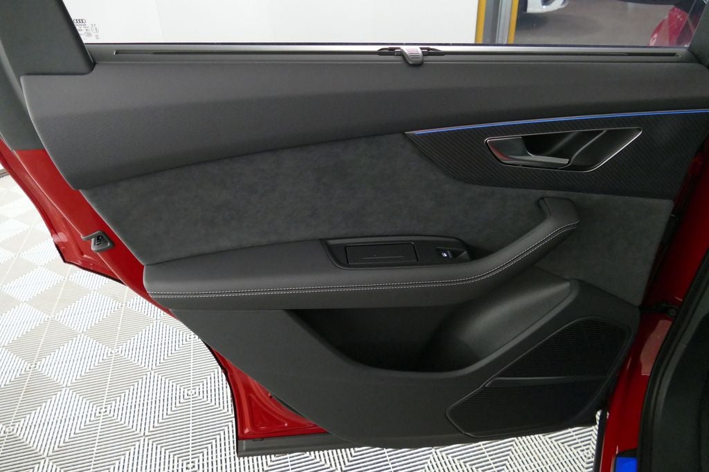 2026 Audi SQ7 Prestige quattro