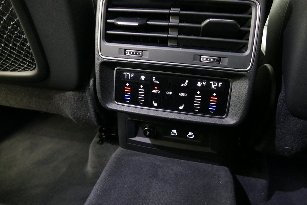 2023 Audi Q7 55 Prestige quattro