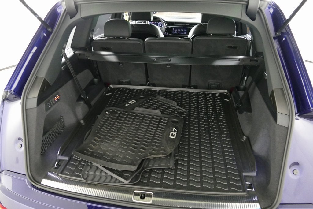 2023 Audi Q7 55 Prestige quattro