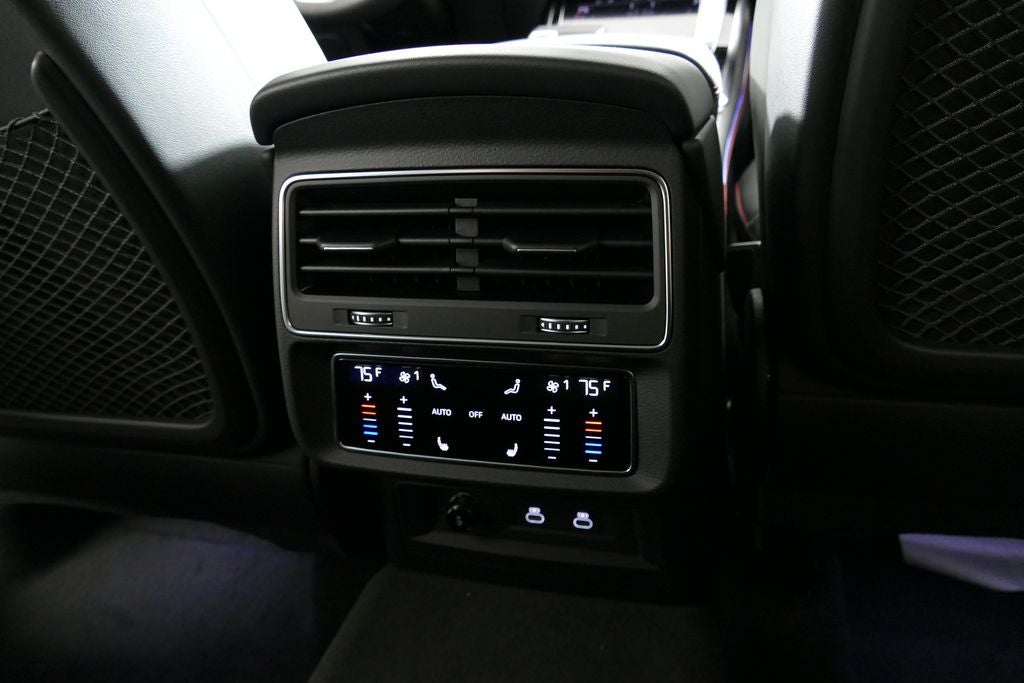 2026 Audi Q7 55 Prestige quattro