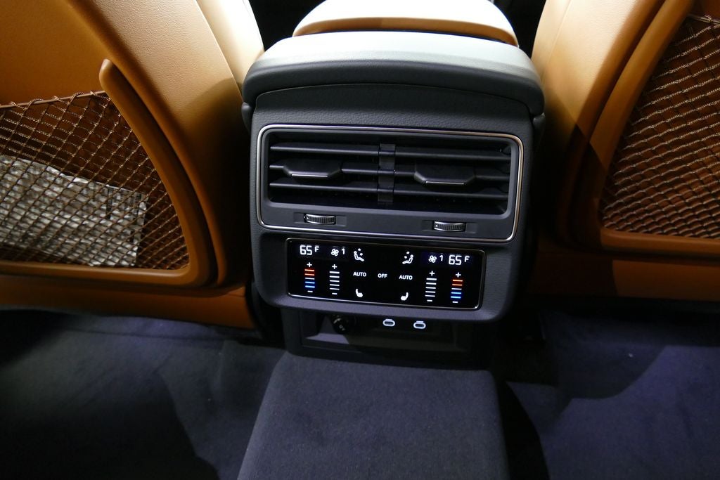 2026 Audi Q7 55 Prestige quattro