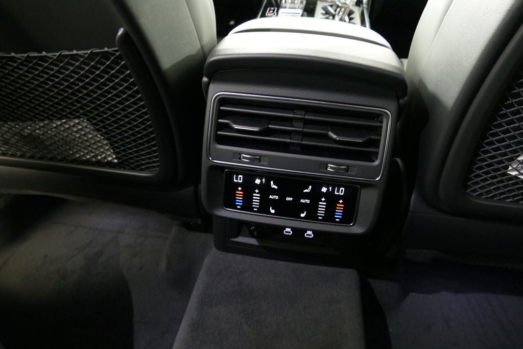 2026 Audi Q7 55 Prestige quattro