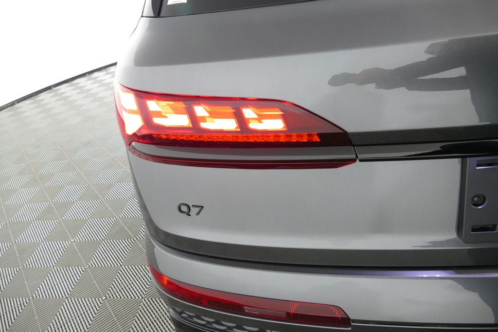 2026 Audi Q7 55 Prestige quattro