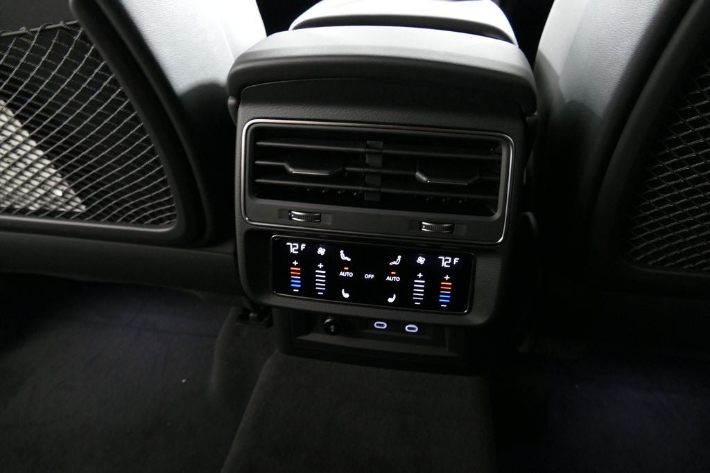 2026 Audi Q7 55 Prestige quattro