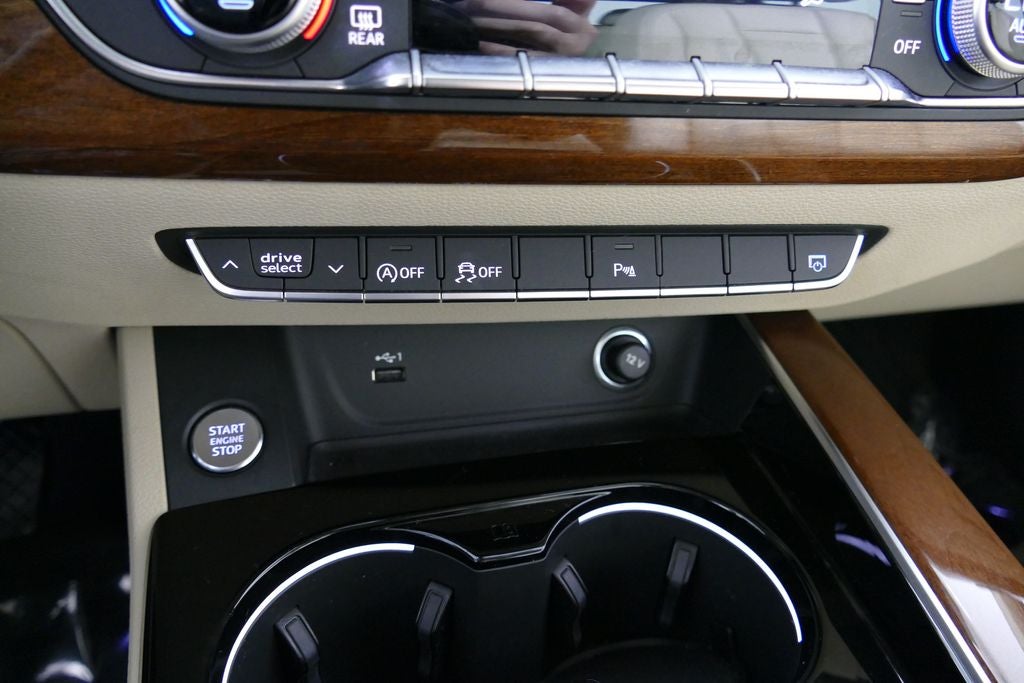 2023 Audi A4 40 Premium quattro
