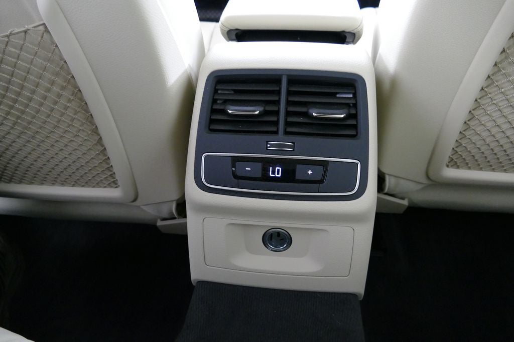 2023 Audi A4 40 Premium quattro
