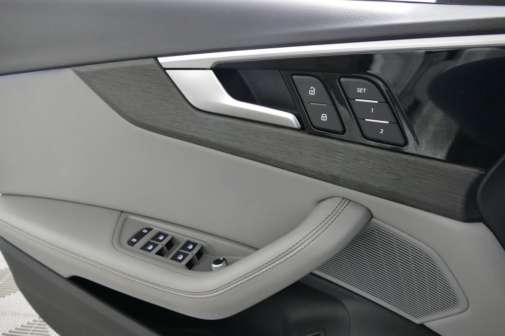 2023 Audi A4 40 Premium Plus quattro