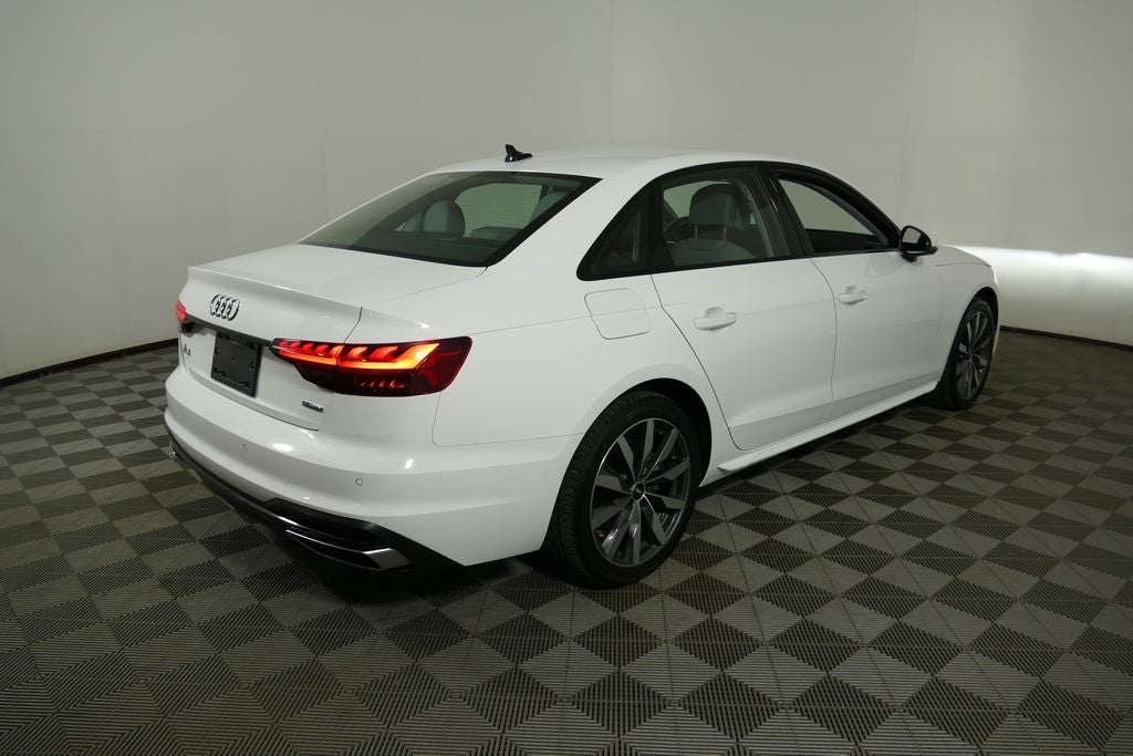 2023 Audi A4 40 Premium Plus quattro