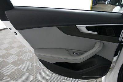 2023 Audi A4 40 Premium Plus quattro