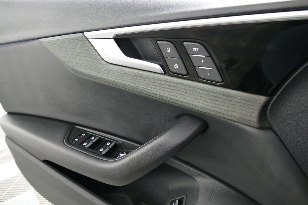 2023 Audi A4 45 S line Premium quattro