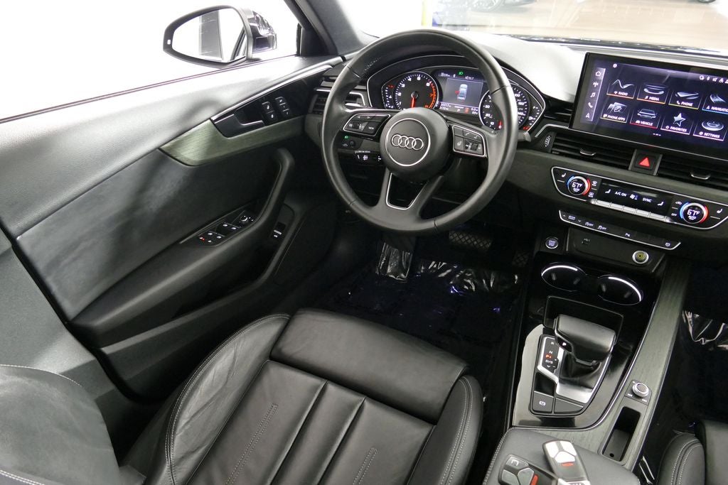 2023 Audi A4 45 S line Premium quattro