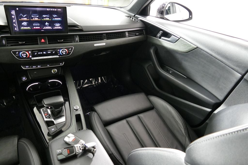 2023 Audi A4 45 S line Premium quattro