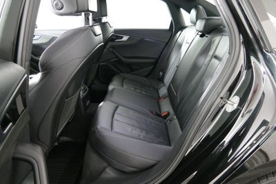 2023 Audi A4 45 S line Premium quattro